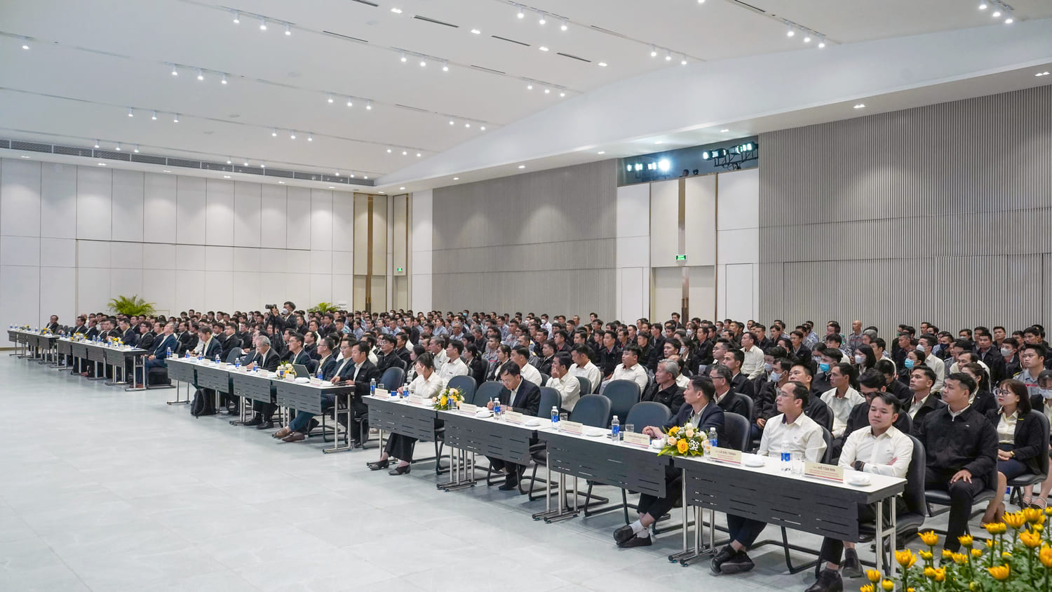 2-toan-canh-hoi-nghi-trien-khai-ke-hoach-nam-2024-thilogi-jpg-1.jpg