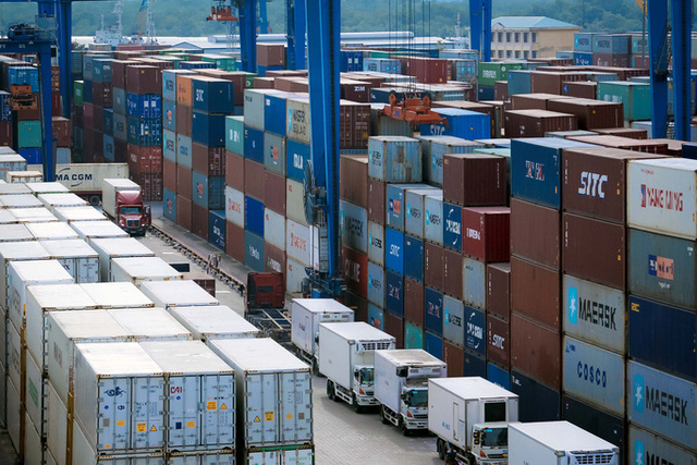 logistics-viet-nam-166053729723642026100-1.jpg