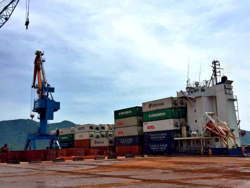 taucontainer1.jpg